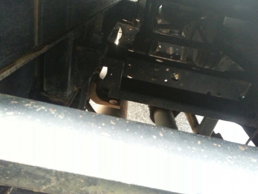 รถอีซูซุ 6 ล้อดั้ม 150 แรงม้า ปี 50 ( รถวิ่ง 2xx,xxx กม. ) สนใจติดต่อ 081 - 6079515 รถอีซูซุ 6 ล้อดั้ม 150 แรงม้า ปี 50 ( รถวิ่ง 2xx,xxx กม. ) สนใจติดต่อ 081 - 6079515