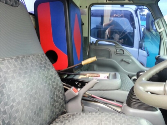 รถอีซูซุ 6 ล้อดั้ม 150 แรงม้า ปี 50 ( รถวิ่ง 2xx,xxx กม. ) สนใจติดต่อ 081 - 6079515 รถอีซูซุ 6 ล้อดั้ม 150 แรงม้า ปี 50 ( รถวิ่ง 2xx,xxx กม. ) สนใจติดต่อ 081 - 6079515