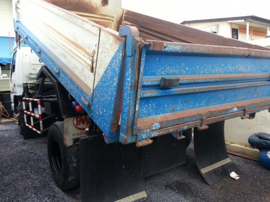 รถอีซูซุ 6 ล้อดั้ม 150 แรงม้า ปี 50 ( รถวิ่ง 2xx,xxx กม. ) สนใจติดต่อ 081 - 6079515 รถอีซูซุ 6 ล้อดั้ม 150 แรงม้า ปี 50 ( รถวิ่ง 2xx,xxx กม. ) สนใจติดต่อ 081 - 6079515