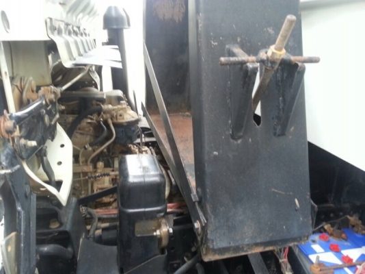 รถอีซูซุ 6 ล้อดั้ม 150 แรงม้า ปี 50 ( รถวิ่ง 2xx,xxx กม. ) สนใจติดต่อ 081 - 6079515 รถอีซูซุ 6 ล้อดั้ม 150 แรงม้า ปี 50 ( รถวิ่ง 2xx,xxx กม. ) สนใจติดต่อ 081 - 6079515