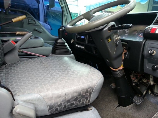 รถอีซูซุ 6 ล้อดั้ม 150 แรงม้า ปี 50 ( รถวิ่ง 2xx,xxx กม. ) สนใจติดต่อ 081 - 6079515 รถอีซูซุ 6 ล้อดั้ม 150 แรงม้า ปี 50 ( รถวิ่ง 2xx,xxx กม. ) สนใจติดต่อ 081 - 6079515