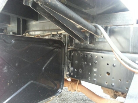 รถอีซูซุ 6 ล้อดั้ม 150 แรงม้า ปี 50 ( รถวิ่ง 2xx,xxx กม. ) สนใจติดต่อ 081 - 6079515 รถอีซูซุ 6 ล้อดั้ม 150 แรงม้า ปี 50 ( รถวิ่ง 2xx,xxx กม. ) สนใจติดต่อ 081 - 6079515