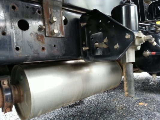 รถฮีโน่ 6 ล้อดั้ม 150 แรงม้า ปี 54 ( รถวิ่ง 14x,xxx กม. ) สนใจติดต่อ 081 - 6079515 รถฮีโน่ 6 ล้อดั้ม 150 แรงม้า ปี 54 ( รถวิ่ง 14x,xxx กม. ) สนใจติดต่อ 081 - 6079515