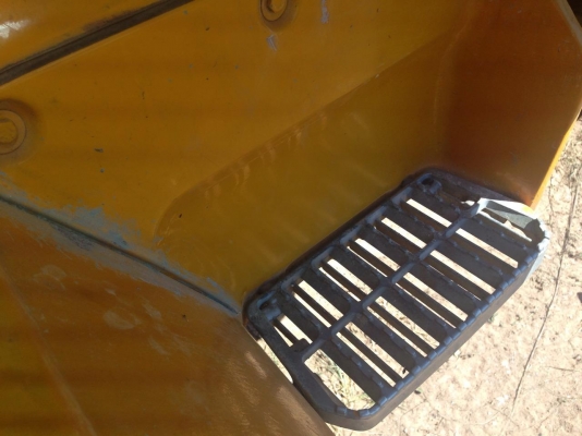 **760,000 บ.ต่อรอง**ขาย10ล้อเพลาเดียว^^ดั๊ม^^ ISUZU JUMBO คัสซี35xxx เครื่อง6BG1 175HP แห้งๆแรงดี ช่วงล่างเดิม คัสซีสวยไม่ปะไม่ดาม กระบะดั๊มเหล็กสภาพสวยพื้นดีข้างดี ไม่มีสโลว วางหัวROCKY(ลงเล่ม) สภาพสวย พ.พาวเวอร์ เบรคทริฟฟี่ ครบ ยางสวย10เส้น สภาพโดยรวมสว