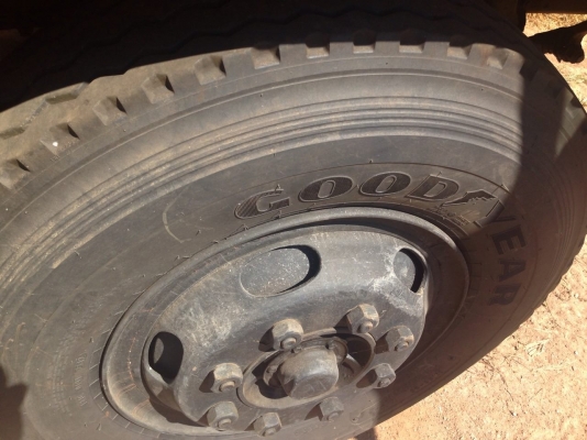 **760,000 บ.ต่อรอง**ขาย10ล้อเพลาเดียว^^ดั๊ม^^ ISUZU JUMBO คัสซี35xxx เครื่อง6BG1 175HP แห้งๆแรงดี ช่วงล่างเดิม คัสซีสวยไม่ปะไม่ดาม กระบะดั๊มเหล็กสภาพสวยพื้นดีข้างดี ไม่มีสโลว วางหัวROCKY(ลงเล่ม) สภาพสวย พ.พาวเวอร์ เบรคทริฟฟี่ ครบ ยางสวย10เส้น สภาพโดยรวมสว