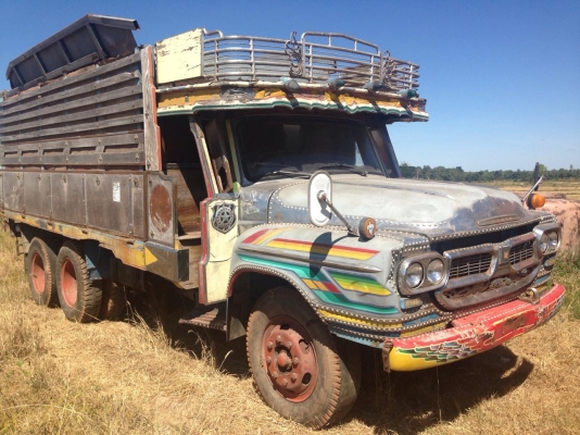 **360,000 บ.ต่อรอง**ขาย10ล้อหัวยาวเพลาเดียวดั๊ม ISUZU TX 180 HP 6BF1 (ใบคุม) เครื่องวางมาใหม่ แน่นแรงดี ช่วงล่างเดิม คัสซีดีไม่มีปะ กระบะดั๊มยิงหน้า สภาพดี ไม่ผุ ยางดี 10เส้น พ.ธรรมดา เบรคลมดัน พร้อมใช้งาน เอกสารครบ ม.79 ราคาต่อรองได้เด้อ พี่น้องครับ