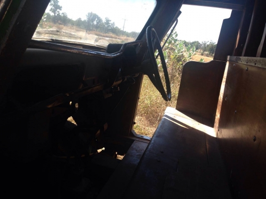 **360,000 บ.ต่อรอง**ขาย10ล้อหัวยาวเพลาเดียวดั๊ม ISUZU TX 180 HP 6BF1 (ใบคุม) เครื่องวางมาใหม่ แน่นแรงดี ช่วงล่างเดิม คัสซีดีไม่มีปะ กระบะดั๊มยิงหน้า สภาพดี ไม่ผุ ยางดี 10เส้น พ.ธรรมดา เบรคลมดัน พร้อมใช้งาน เอกสารครบ ม.79 ราคาต่อรองได้เด้อ พี่น้องครับ