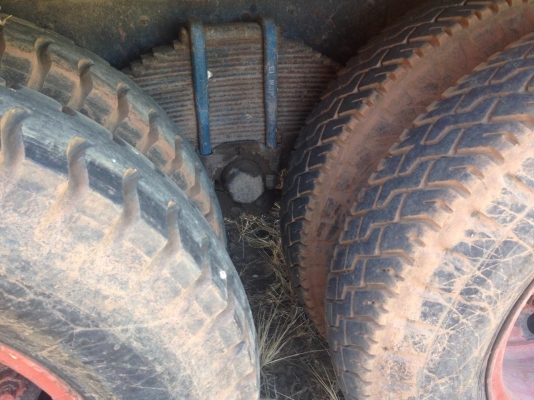 **360,000 บ.ต่อรอง**ขาย10ล้อหัวยาวเพลาเดียวดั๊ม ISUZU TX 180 HP 6BF1 (ใบคุม) เครื่องวางมาใหม่ แน่นแรงดี ช่วงล่างเดิม คัสซีดีไม่มีปะ กระบะดั๊มยิงหน้า สภาพดี ไม่ผุ ยางดี 10เส้น พ.ธรรมดา เบรคลมดัน พร้อมใช้งาน เอกสารครบ ม.79 ราคาต่อรองได้เด้อ พี่น้องครับ