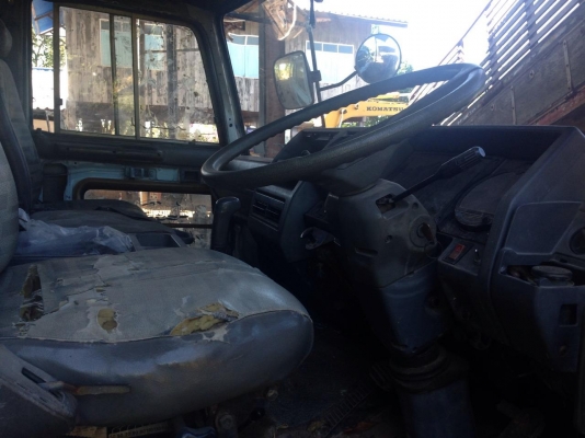 ***ขายแล้วครับขอบคุณ Truck2hand ขายเทเลอร์10ล้อ2เพลาขึ้น แบคโฮ200/รถเกี่ยว HINO FG185A เครื่องEK100 260HPเครื่องแน่นแรงดีไม่เยิ้ม ช่วงล่างเดิมคัสซีสวยเดิมไม่ปะไม่ดาม หางสวยสภาพดีไม่มีผุ ยางดี10เส้น หัวดีไม่ผุ(กำลังทำสี) ภายในคอนโซลครบ พร้อมใช้งาน เอกสารคร