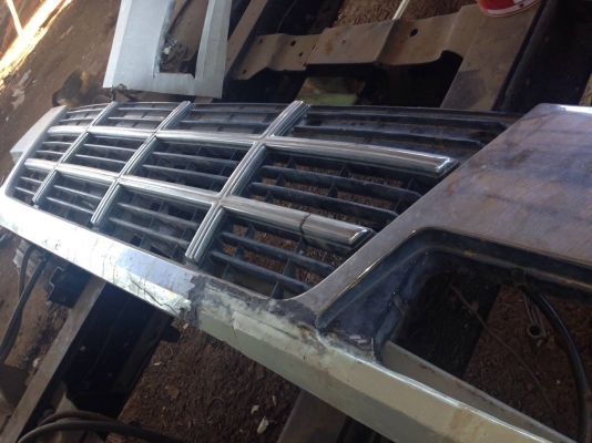 ***ขายแล้วครับขอบคุณ Truck2hand ขายเทเลอร์10ล้อ2เพลาขึ้น แบคโฮ200/รถเกี่ยว HINO FG185A เครื่องEK100 260HPเครื่องแน่นแรงดีไม่เยิ้ม ช่วงล่างเดิมคัสซีสวยเดิมไม่ปะไม่ดาม หางสวยสภาพดีไม่มีผุ ยางดี10เส้น หัวดีไม่ผุ(กำลังทำสี) ภายในคอนโซลครบ พร้อมใช้งาน เอกสารคร