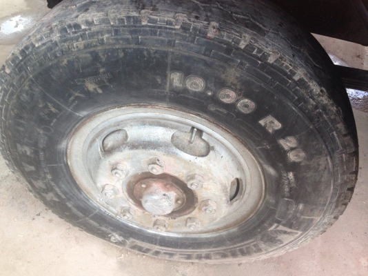 ***ขายแล้วครับขอบคุณ Truck2hand ขาย 10ล้อท้ายลาด2เพลา ขึ้นPC200 "ไอ้หลง" MITSUBHISHI FN527M-A 6D16 195HP บิวด์ใหม่ ทั้งคันเครื่องฟิต ช่วงล่างแน่น คัสซีสวยไม่ผุ ไม่ปะไม่ดาม  หางใหม่ แข็งแรง พร้อมใช้ พร้อมลุยงาน เอกสารครบ ราคาต่อรองได้เด้อ พี่น้อง