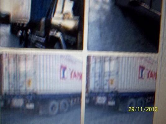 ขายหัวลากฮีโน่3ใบปัดพร้อมหางพื้น2เพลา ยาว 12ม. เครื่อง320เเรงเทอร์โบ