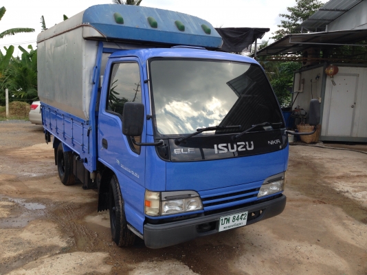 4ล้ออีซูซุNKRทะเบียนไม่ติดเวลา(รถห้าง)