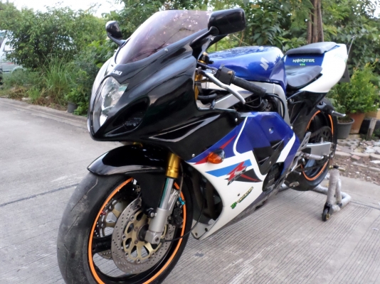 ขาย GSX r7 แฟลิ่งแต่ง K5 สวยๆแทพๆเครื่องดีแรงม้ามาเต็มๆขับหล่อทะเบียนแท้พร้อมโอน(ขนส่ง)