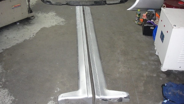 ขาย กันชนหน้า-หลัง กาบข้าง อีโว 3