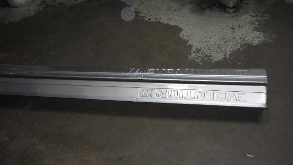 ขาย กันชนหน้า-หลัง กาบข้าง อีโว 3