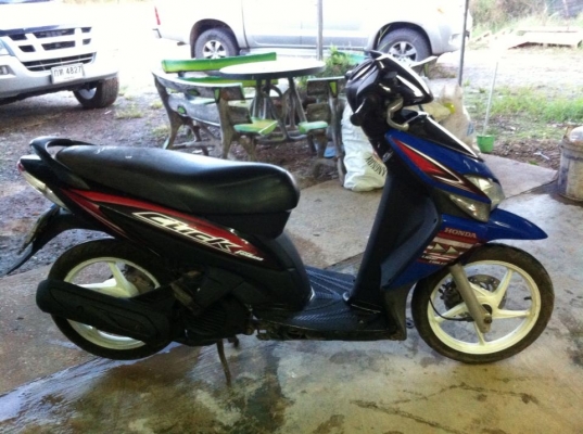 ขายคลิก สภาพพร้อมขับ ทะเบียนพร้อมโอน 9500 บาท