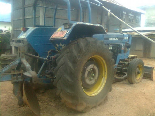 ขายฟอร์ด 6600 T3 ตัวแท้ อุปกรณ์2ชิ้นพร้อมเล่มทะเบียนครับ