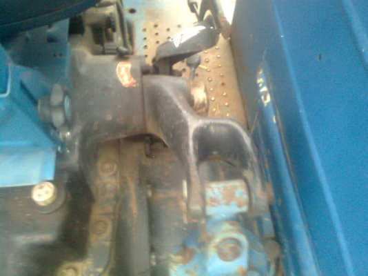 ขายฟอร์ด 6600 T3 ตัวแท้ อุปกรณ์2ชิ้นพร้อมเล่มทะเบียนครับ