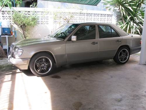 Benz E220 ปี1995 เครื่อง2JZ + LPG หัวฉีด code Cแท้