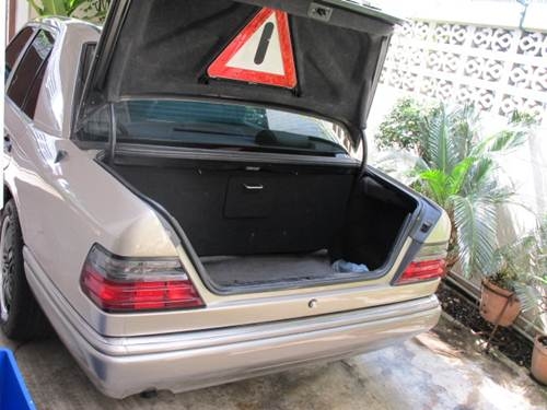 Benz E220 ปี1995 เครื่อง2JZ + LPG หัวฉีด code Cแท้