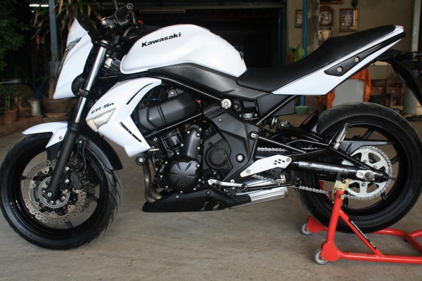 ขาย ER 6 N สี ขาว ปี 2010 ABS สภาพสวย ทะเบียนเต็ม พร้อมโอน 164000 ขาย ER 6 N สี ขาว ปี 2010 ABS สภาพสวย ทะเบียนเต็ม พร้อมโอน 164000