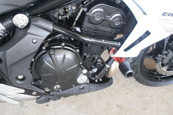 ขาย ER 6 N สี ขาว ปี 2010 ABS สภาพสวย ทะเบียนเต็ม พร้อมโอน 164000 ขาย ER 6 N สี ขาว ปี 2010 ABS สภาพสวย ทะเบียนเต็ม พร้อมโอน 164000