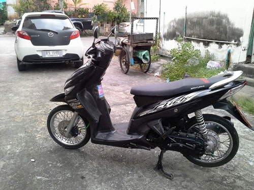 Click ปี 50 รถบ้าน เดิมๆ เครื่องแน่นไม่หลวม ไม่มีควันขาว ภาษี พรบ.ต่อแล้วถึงปีหน้า Click ปี 50 รถบ้าน เดิมๆ เครื่องแน่นไม่หลวม ไม่มีควันขาว ภาษี พรบ.ต่อแล้วถึงปีหน้า