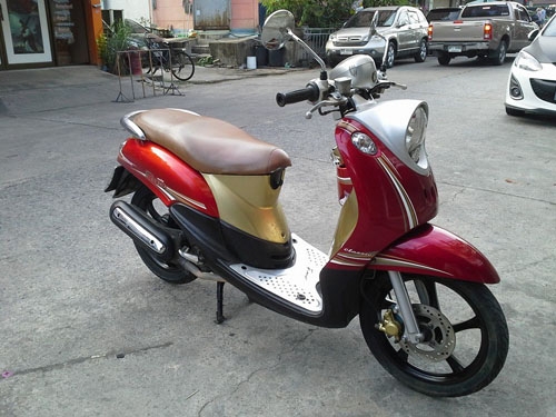 Fino ปี 53 ล้อแม็ค สวยกริ๊บ เครื่งเยี่ยม เอกสารครบ รีบจับจองกันได้เลยจ้า Fino ปี 53 ล้อแม็ค สวยกริ๊บ เครื่งเยี่ยม เอกสารครบ รีบจับจองกันได้เลยจ้า