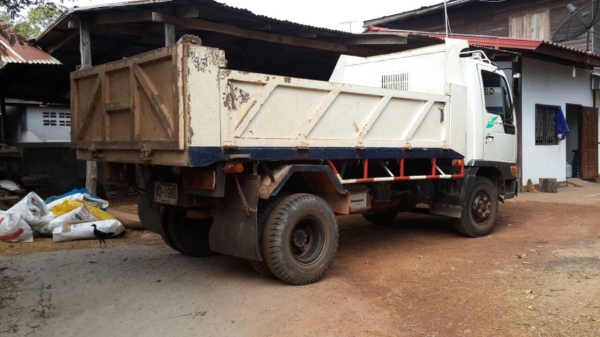 HINO  6ล้อดั้มเครื่องWO6E   160แรงทะเบียนพร้อมโอนหลุดมัดจำขายใหม่