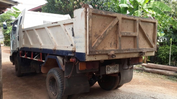 HINO  6ล้อดั้มเครื่องWO6E   160แรงทะเบียนพร้อมโอนหลุดมัดจำขายใหม่