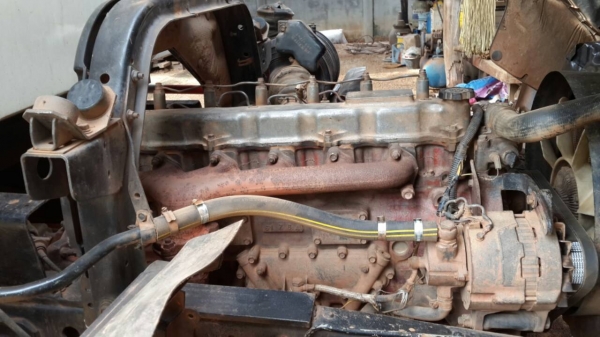 HINO  6ล้อดั้มเครื่องWO6E   160แรงทะเบียนพร้อมโอนหลุดมัดจำขายใหม่