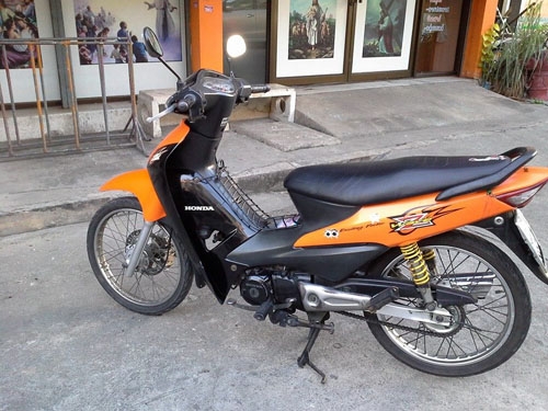 Wav z ubox ปี 49 รถบ้าน เครื่องเดิมๆ ไม่หลวม เอกสารครบ ราคาไม่แพง