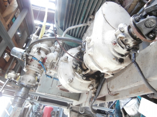 ปั๊มแรงดันสูง รวมถังน้ำมันใหญ่