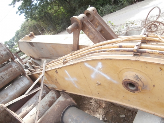 บูมรถแบคโครCATTERPILLAR