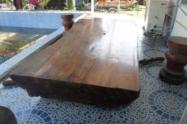 ต้องการรถจิ๊บหรือรถโฟลวิล แลกกับไม้สักทอง ต้องการรถจิ๊บหรือรถโฟลวิล แลกกับไม้สักทอง