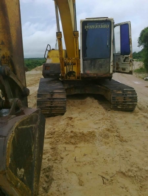 PC120-5 เล่มทะเบียน  รถทำงานอยู่ สีเดิม สภาพดีใช้ได้..(รถเอาเก็บงานหน่อยก็สวย)