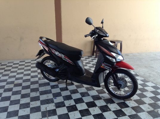 ขาย!!!ฮอนด้าคลิ๊ก ปี50 รถเครื่องดีคับ มีเล่มทะเบียนครบ ภาษีไม่หมด