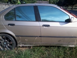 bmw 318i ราคา 150000 บาท bmw 318i ราคา 150000 บาท