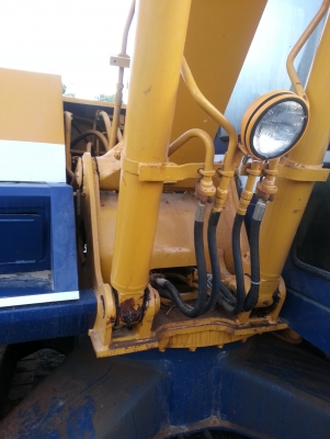 ขายรถแบคโฮ KOMATSU PC120-3 (PE3-1)