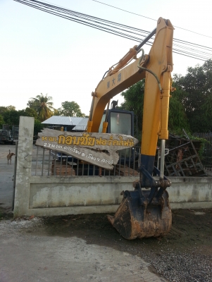 ขายรถแบคโฮ KOMATSU PC120-3 (PE3-1)