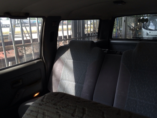 ขายรถแวน 4 ประตู ISUZU THAIRUNG TRIPPER 3.0 ปี 01 เกียร์ธรรมดา ขายรถแวน 4 ประตู ISUZU THAIRUNG TRIPPER 3.0 ปี 01 เกียร์ธรรมดา