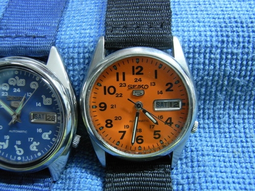 29พ.ย.56((น้าเล็ก)) นำเสนอนาฬิกาข้อมือ หลายเรือน 29พ.ย.56((น้าเล็ก)) นำเสนอนาฬิกาข้อมือ หลายเรือน