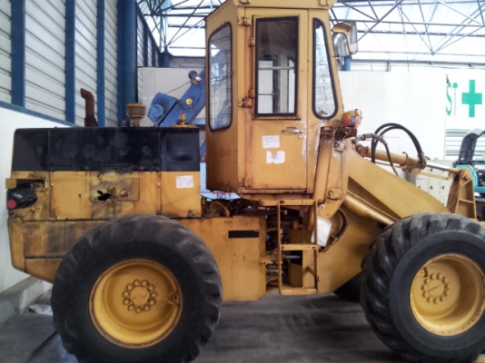 รถตัก Komatsu รุ่น:510 ซีเรียล:12422 ปี:2000 สต๊อกเรา นำเข้ายี่ปุ่น