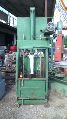 Sell> ขายแท่นอัดกระดาษ/อัดไฮดรอลิค พร้อมใช้งานครับ มอเตอร์ 3 แรง 3 เฟส กำแพงแสน นครปฐมครับ
