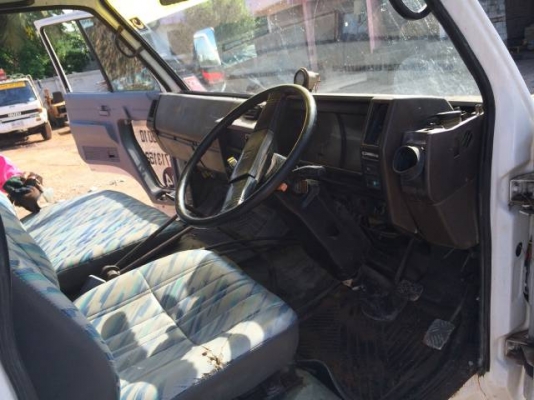 ขายรถ 6ล้อ NPR 115 รถห้าง กระบะยาว 4 ม.แผงข้างอลูมิเนียม สนใจติดต่อ 081-2990958