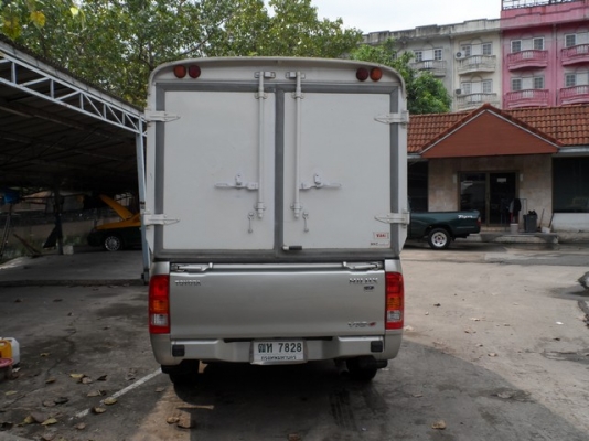 TOYOTA VIGO D4D 3.0 MT ปี 2007 พร้อมตู้ทึบแห้งอย่างดี พร้อมใช้ จัดไฟแนนซ์ได้ค่ะ T.086-527-9533