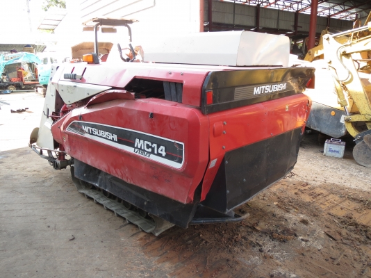 รถเกี่ยวข้าว 14 แรงม้า มิตซู MC14 รถเกี่ยวข้าว 14 แรงม้า มิตซู MC14