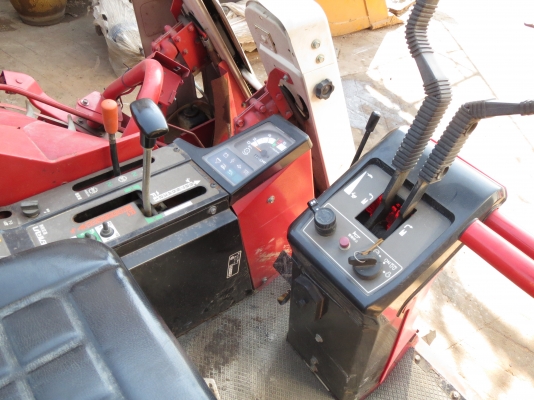 รถเกี่ยวข้าว 14 แรงม้า มิตซู MC14 รถเกี่ยวข้าว 14 แรงม้า มิตซู MC14