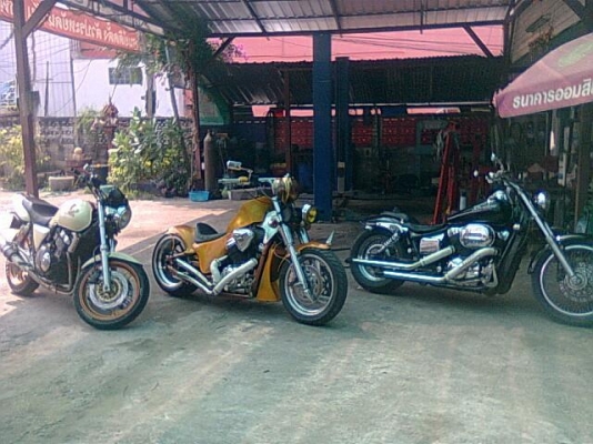 ขาย Honda shadow 400 ปี 2006 ขอนแก่น แต่งสวย 89000 inv. +สพม. +พรบ. ขาย Honda shadow 400 ปี 2006 ขอนแก่น แต่งสวย 89000 inv. +สพม. +พรบ.